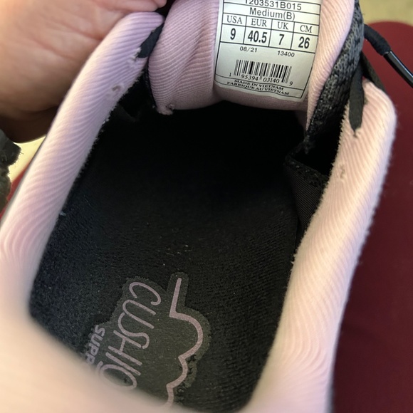 Brooks Adrenaline GTS 22 shoes - Picture 5 of 8